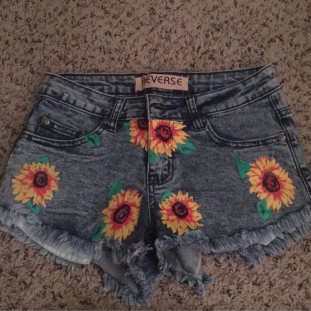 REVERSE Denim Sunflower Shorts 🌻